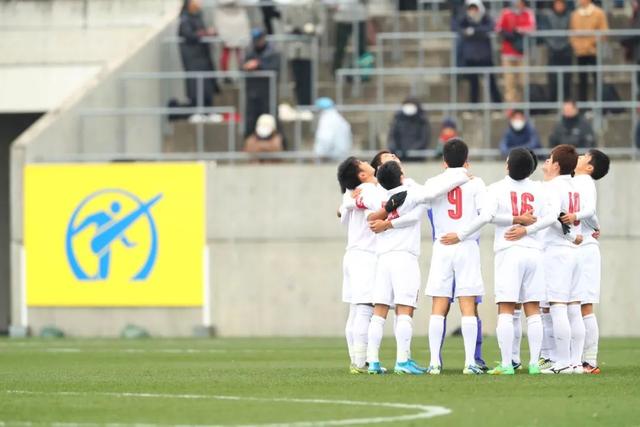 欧冠-奥巴进球 旧将送红点 切尔西2-0双杀AC米兰